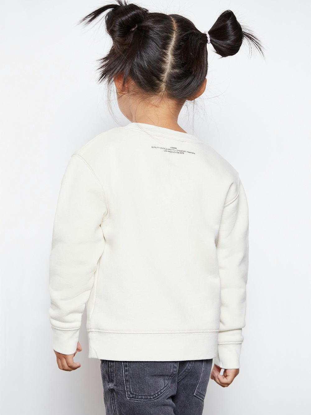 sweatshirt back view alt:hover alt:fit2